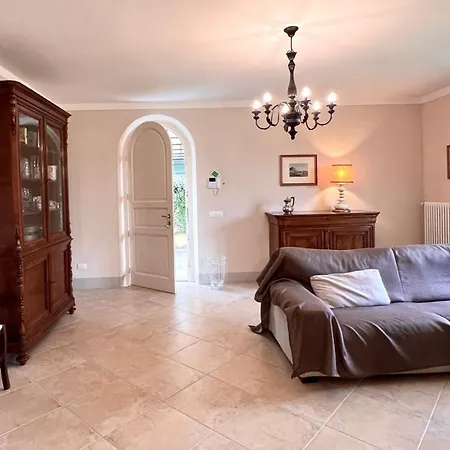 Villa Gialla Montecarlo